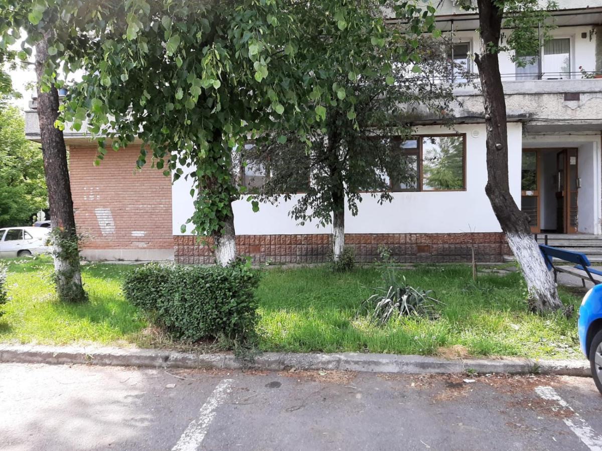 Kriss Apartment Luxury Targu Jiu Luaran gambar