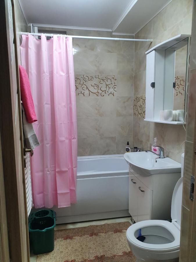 Kriss Apartment Luxury Targu Jiu Luaran gambar
